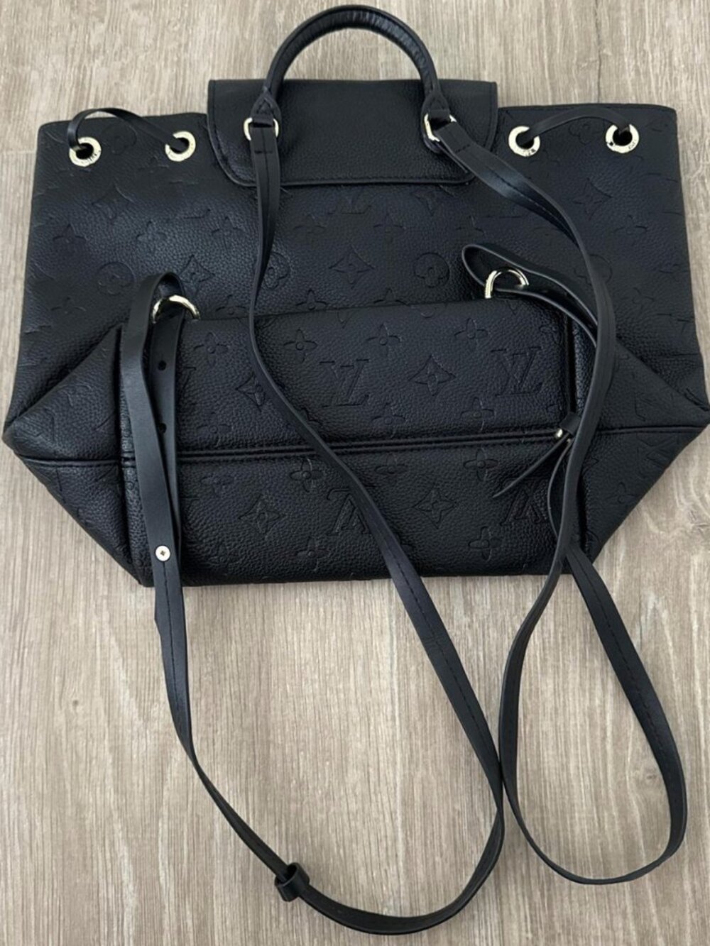 Black Louis Vuitton Montsouris backpack - Picture 1 of 6